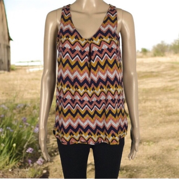 👛(ANY 2/$20) KISMET Sleeveless Hi-Low Tank Geometric 1/4 Back Zipper - Picture 3 of 7